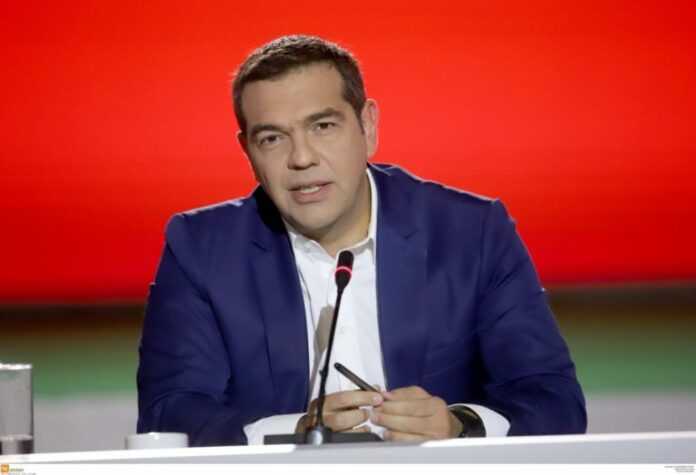 tsipras at radio 1068x729 1 768x524 1