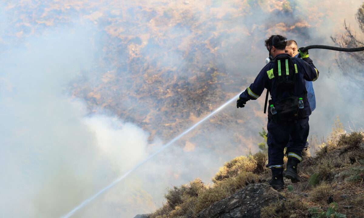 ΔΕΥΤΕΡΗ ΗΜΕΡΑ ΤΗΣ ΠΥΡΚΑΓΙΑΣ ΣΤΗΝ ΧΙΟ (ΚΩΣΤΑΣ ΑΝΑΓΝΩΣΤΟΥ/EUROKINISSI)