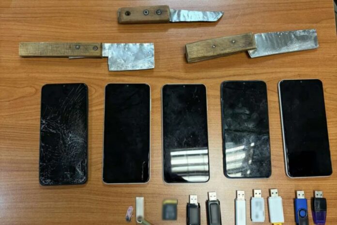 1ada1c614584a2fe3dc461a907266e81 L