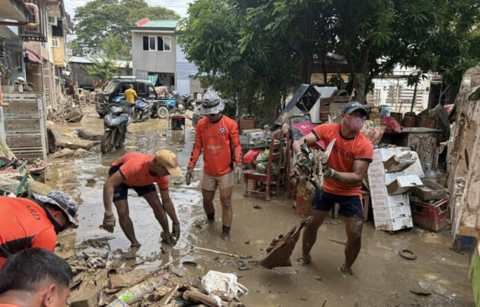 7293094e47b32a361af1053e4f515297 L