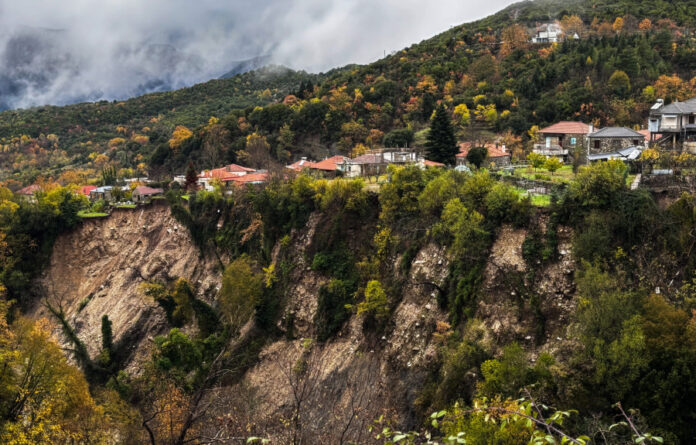 966e27b6ae69216d24b9eaf88d6bc8bd L