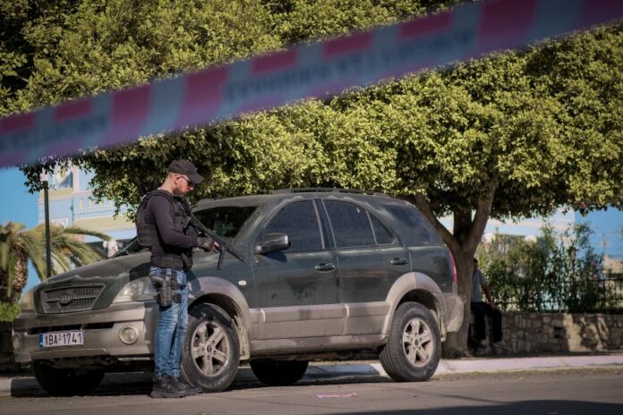 9f1f383e5e64b078b8600a31b621a411 L