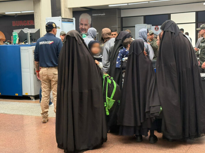 06dd891ea7a12aa88bf8499528c5d971 L