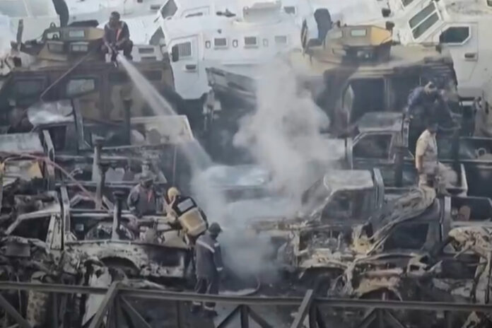 339e95bf512657d346ec721d5e7d8567 L