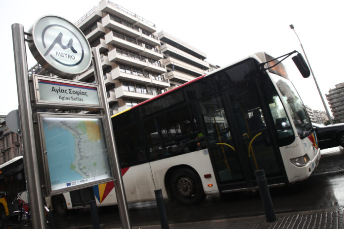 3a755207f4e06f1c78a990f103b8f469 L