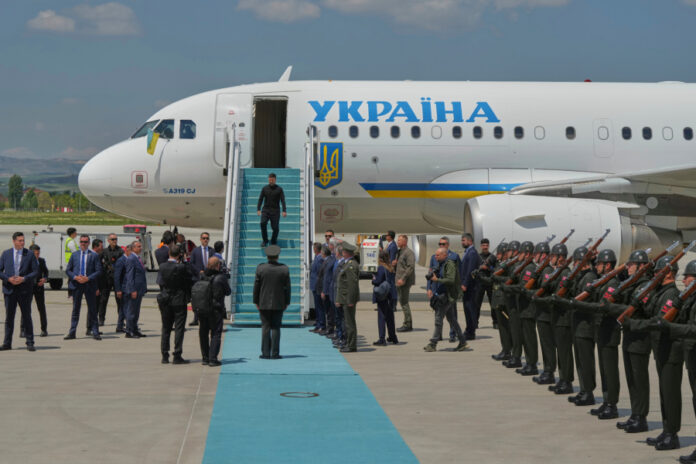 3e2c055daa01a76055c4bbcdc1787eff L