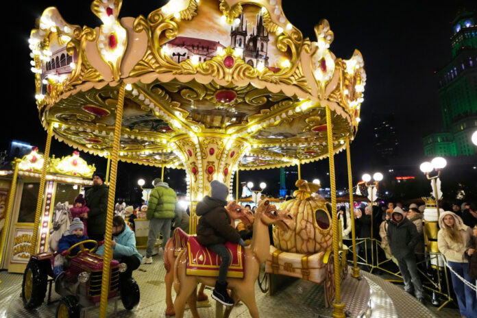 b0bf05770344cd74a33b6f8eeed8d8f6 L