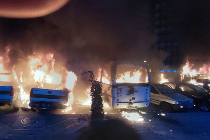 2aadb7d4fc523b7b371465715735fdc8 L