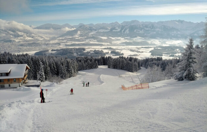 3062b1722fcb14ab15d93527c38715c8 L