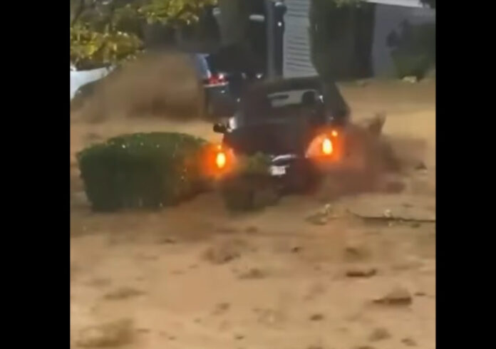 821a15f6285ca26cbcec8f18e1d26ed8 L