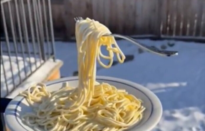 c13b7421a13e38b395747fae922cf2d9 L