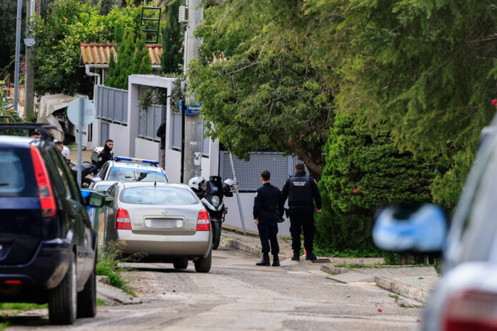 f50ba09898c6d9b4f315c65c81e0f524 L