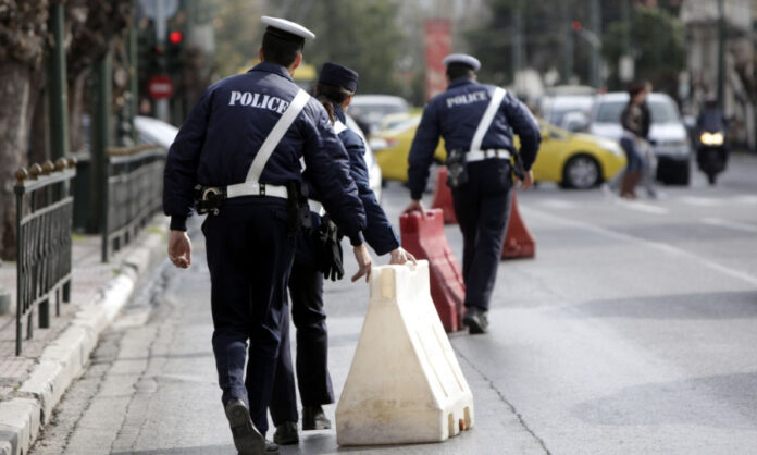 13b504923e395cd9d5a1a4203fbd3991 L