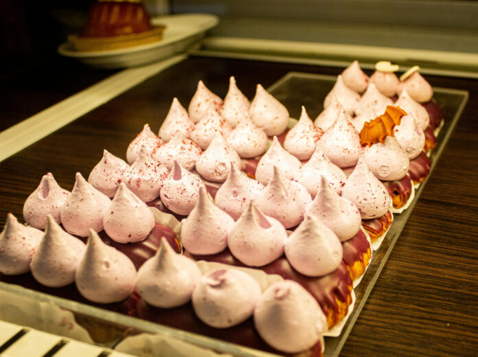 71bbea176c2ea2b4f37db6f364dd27b4 L