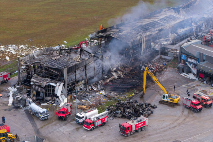 7fe06a4d2668c848499e5477dc38a148 L