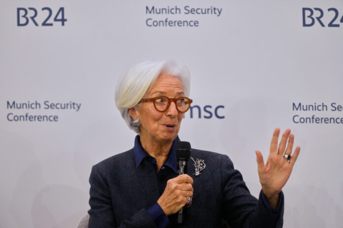 e3f8ec5612ffdd5c1d1719c4ca941701 L