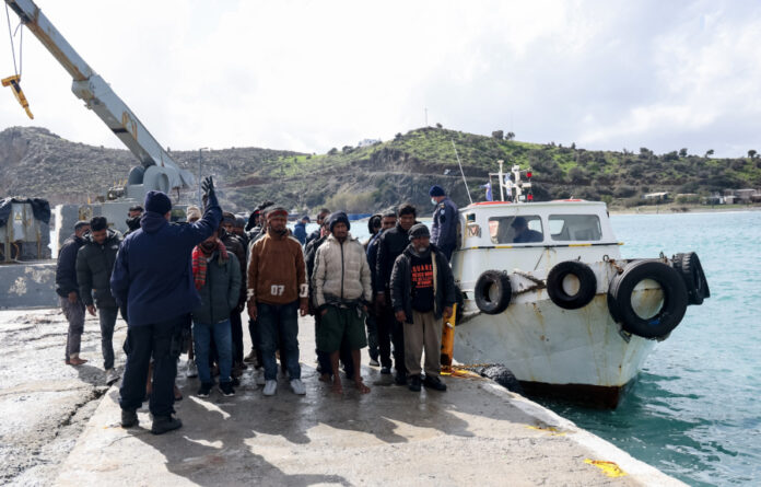 eae85d71fb91016c552e8fad3aaa6a72 L